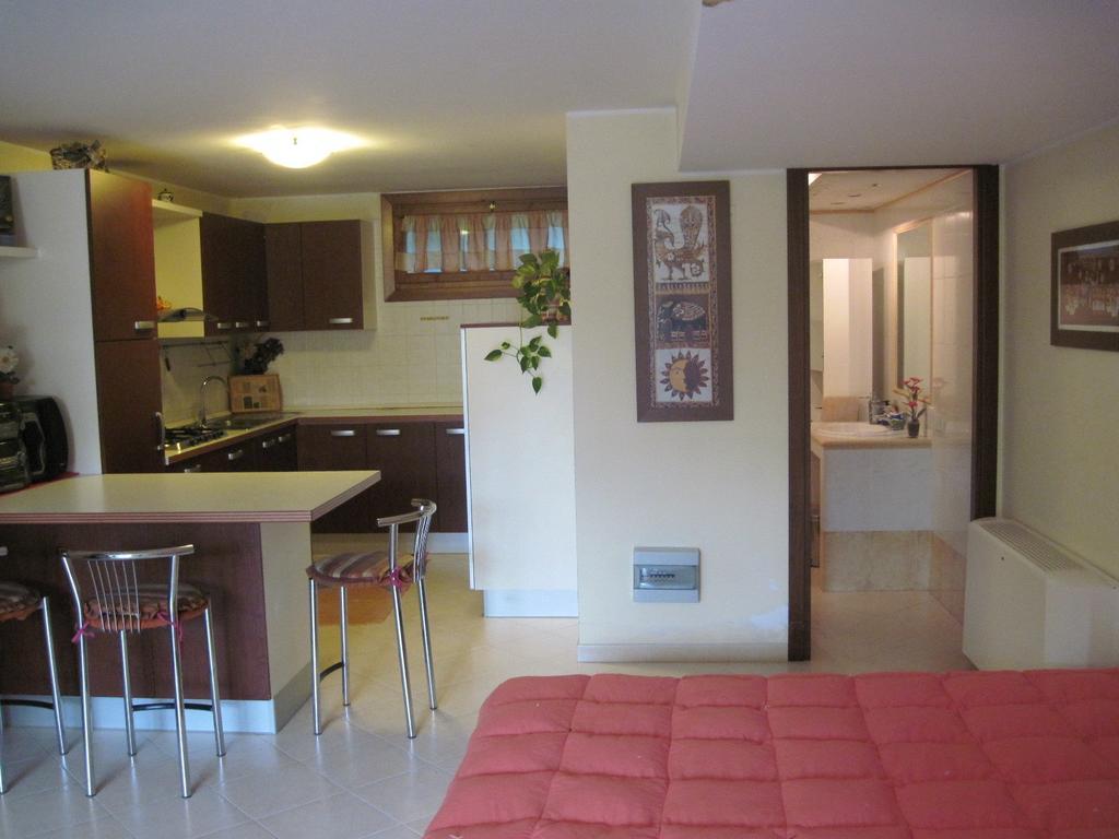 Sweet Sardinia Apartment R2968 Elmas 객실 사진